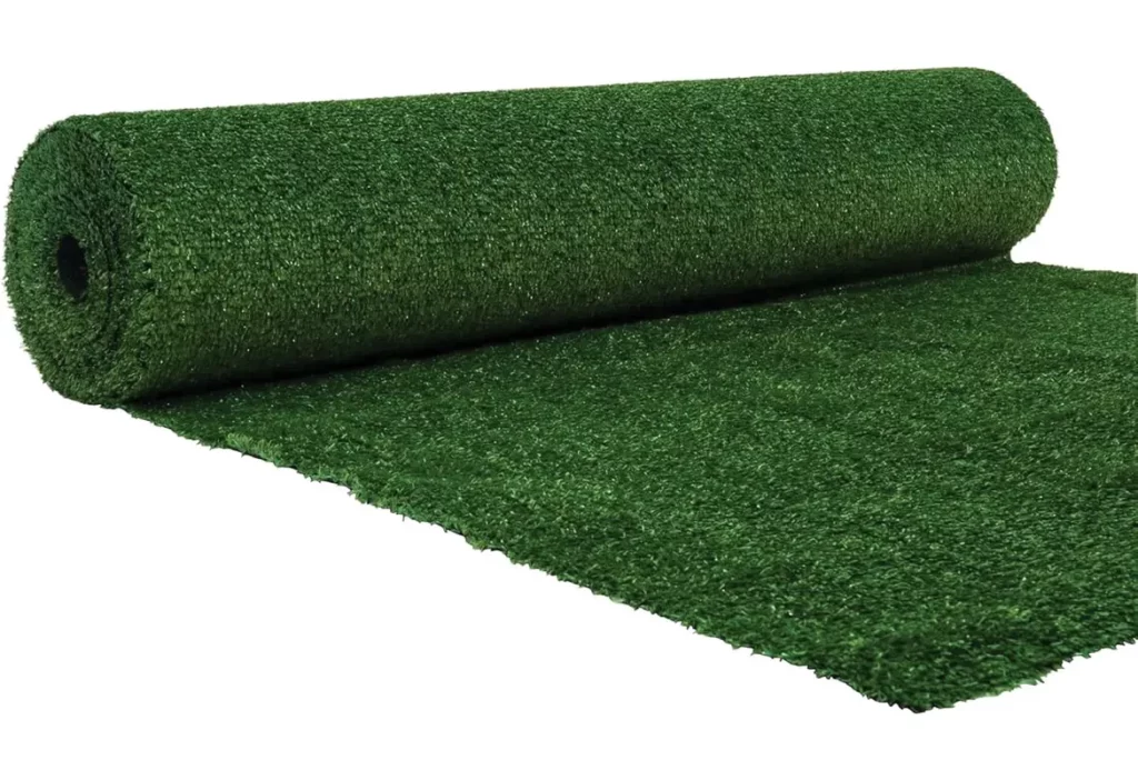 Gazon artificiel pour décoration de mariage et réception en extérieur.