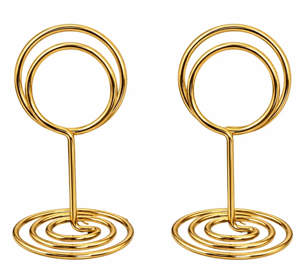 Porte-noms et porte-numéros de table pour mariage et réception.